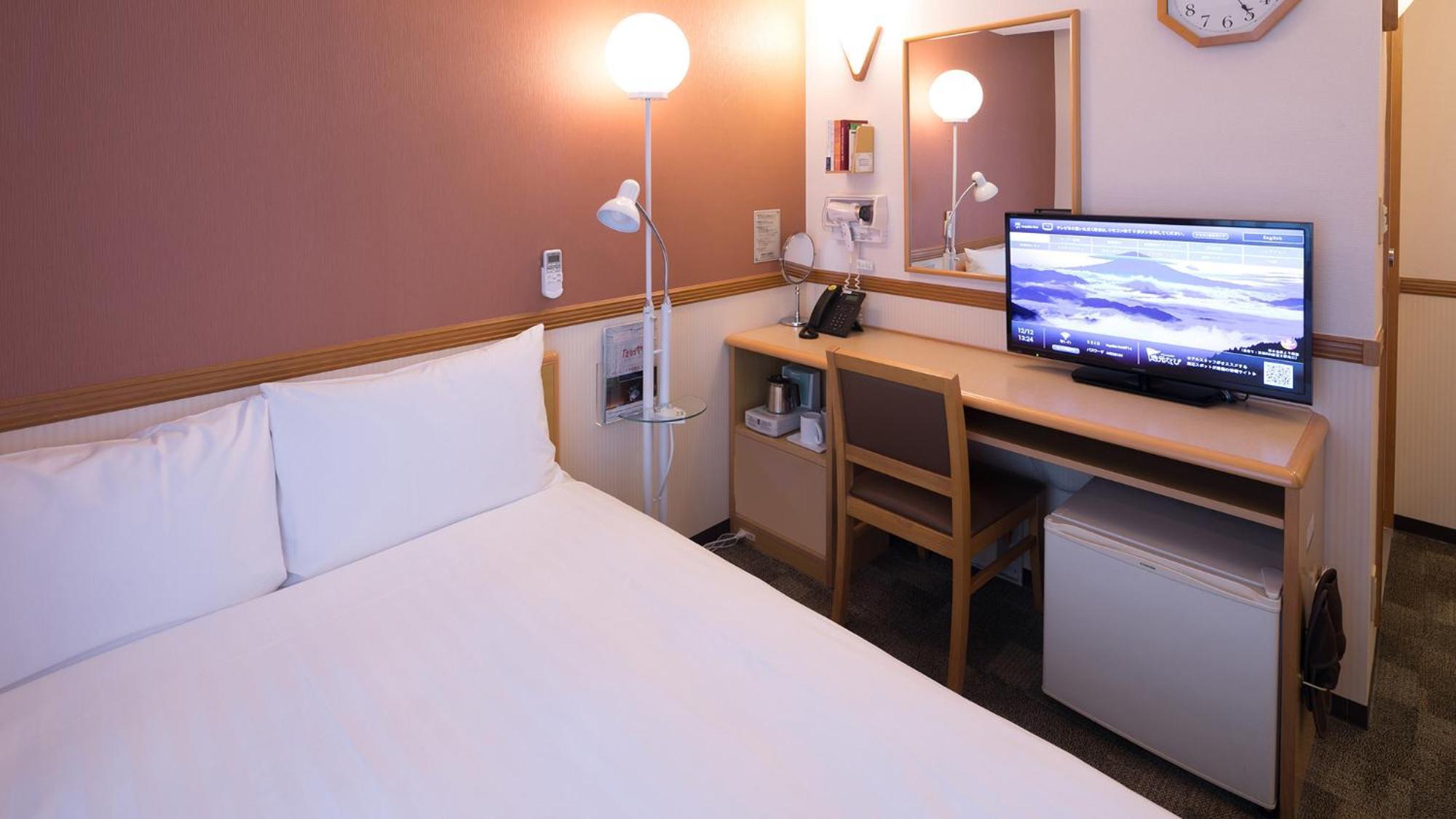 Toyoko Inn Kumamoto Shin-Shigai Room photo