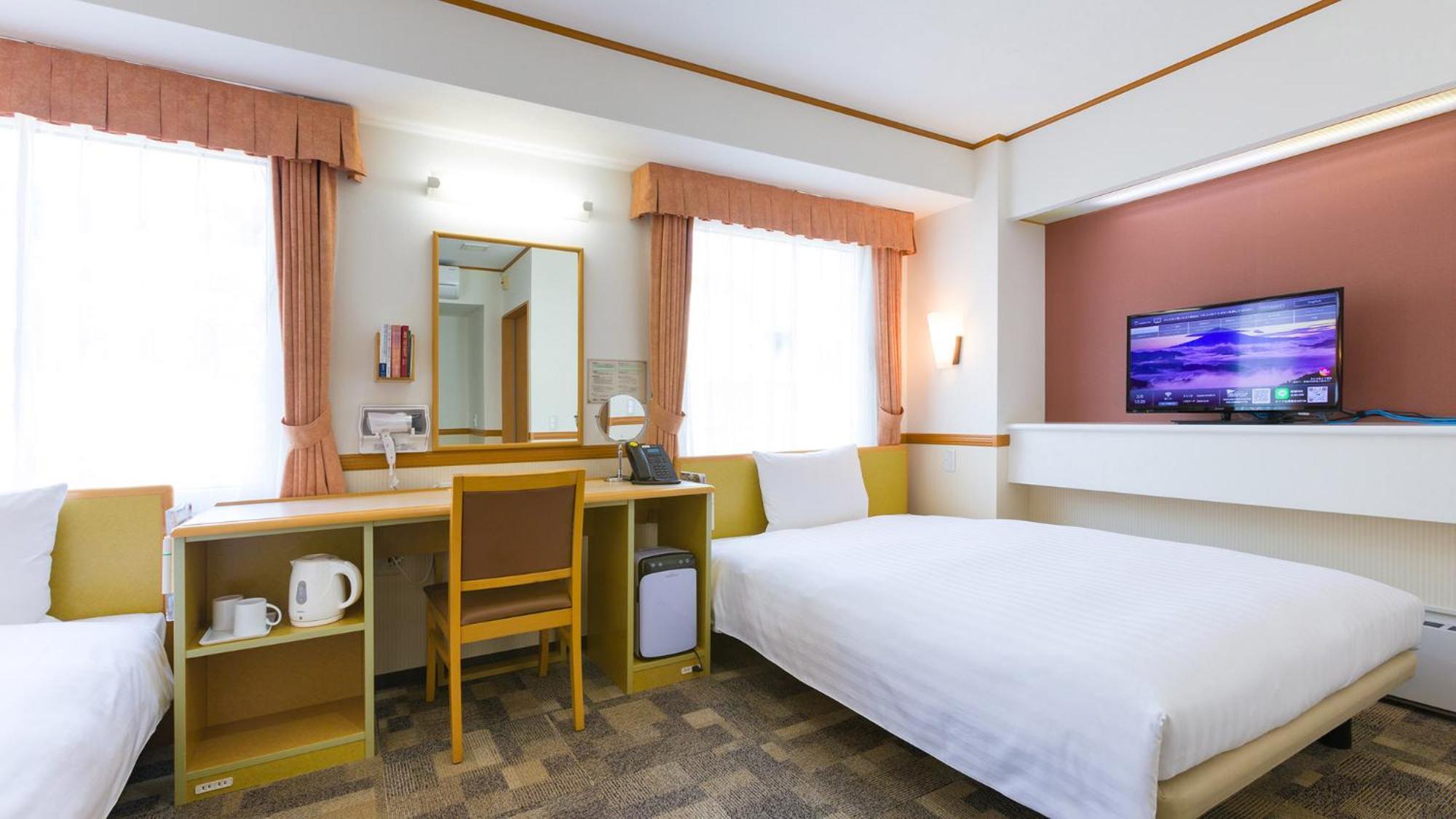 Toyoko Inn Kumamoto Shin-Shigai Room photo